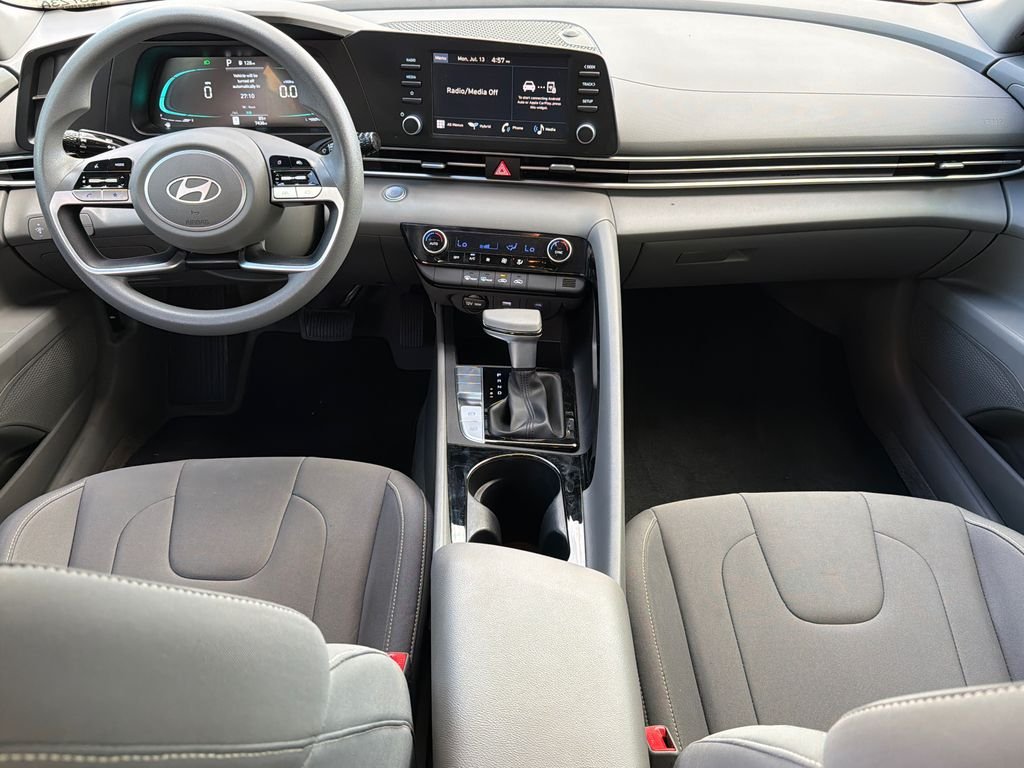 Certified Used 2025 Gray Hyundai Blue image 11