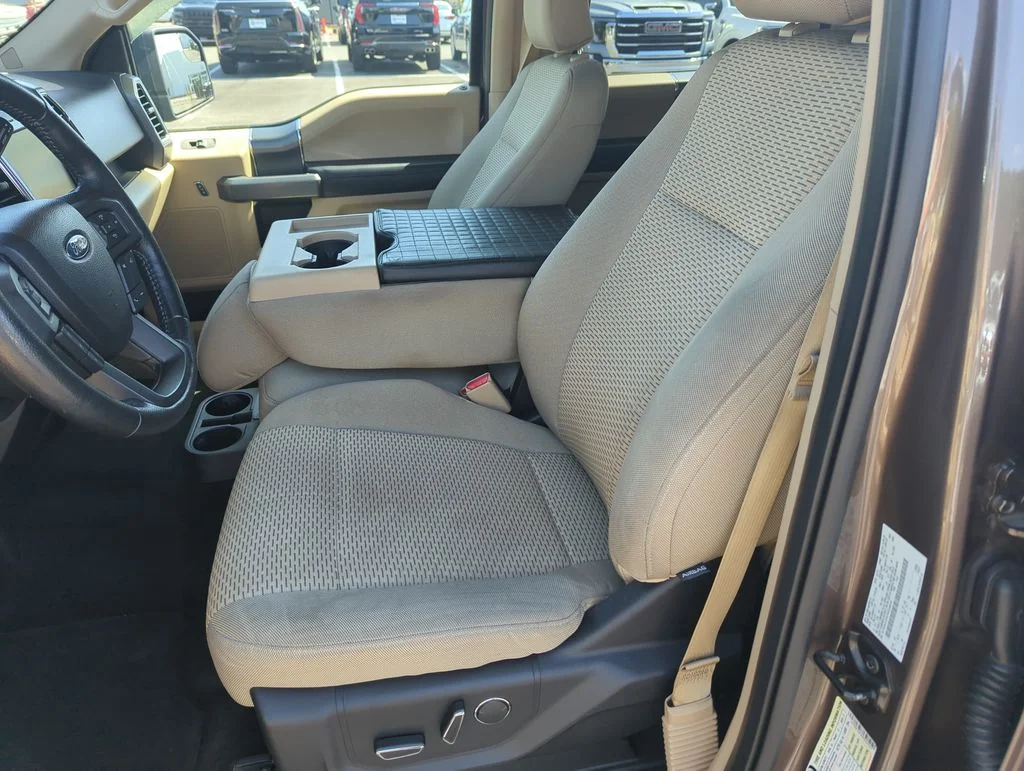 Used 2015  Ford XLT image 11