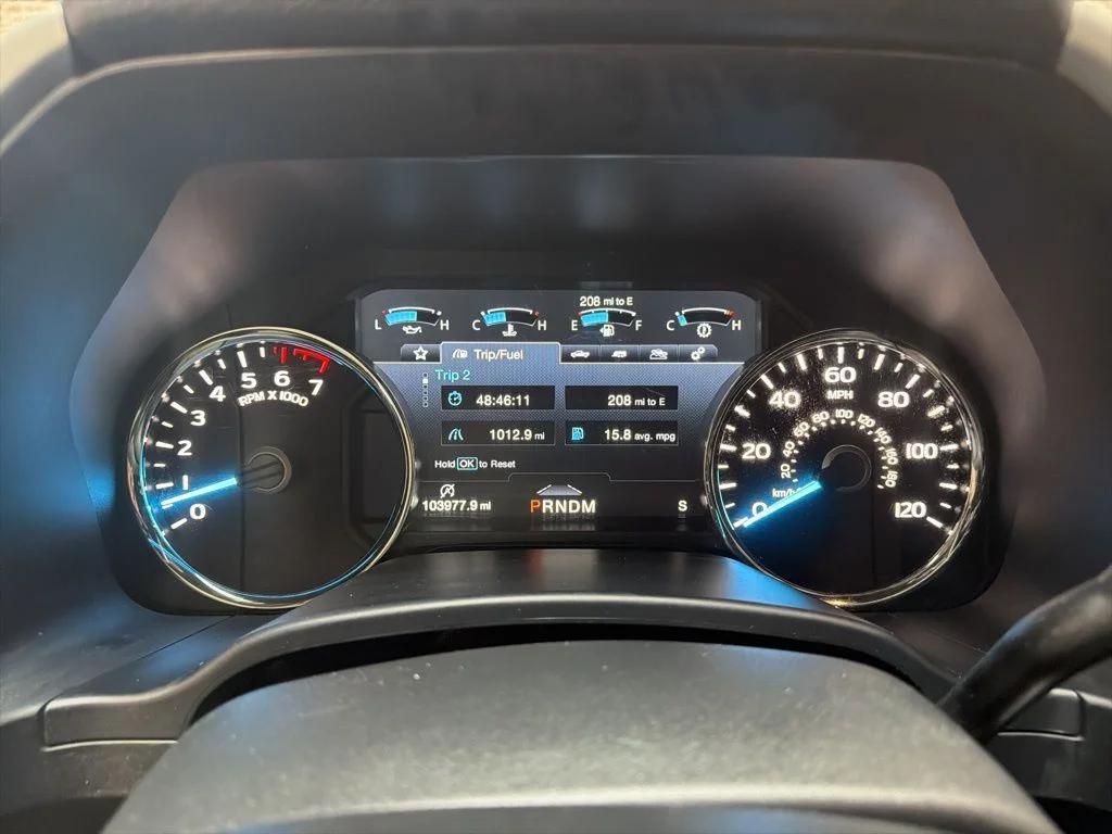 Used 2020 White Ford Lariat image 23