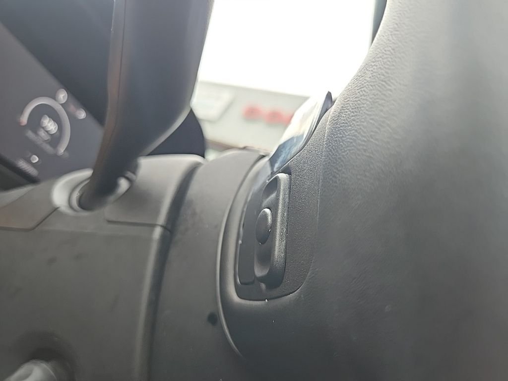 Used 2022 White Jeep Summit Reserve image 51