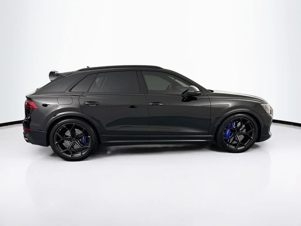 Used 2026 Black Audi 4.0T image 4