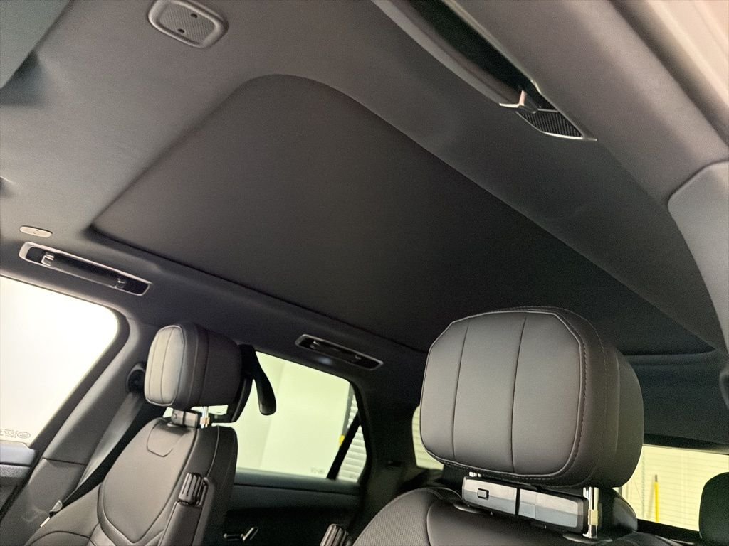 New 2026 Charente Grey Land Rover Dynamic SE P530 V8 image 22