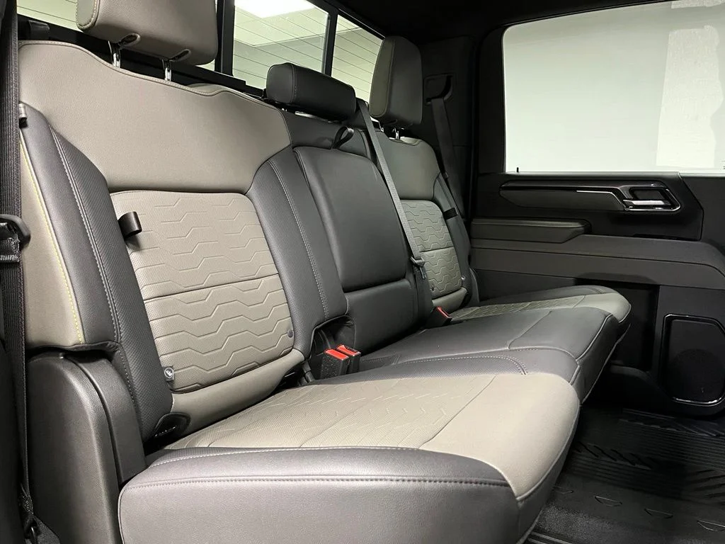 Used 2025 Black Chevrolet ZR2 image 54