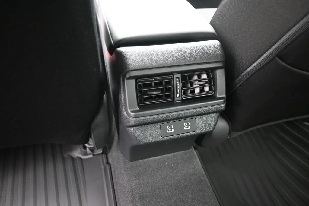 New 2026 Platinum White Pearl Honda LX image 12