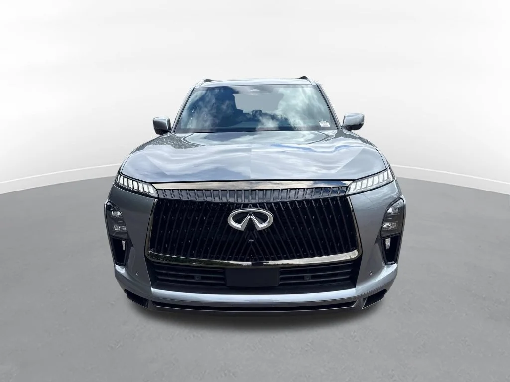 New 2027 Silver INFINITI AUTOGRAPH image 3