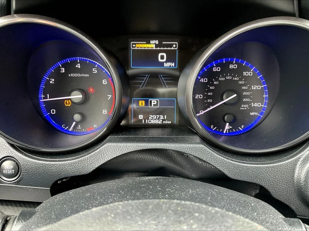 Used 2019 Crystal Black Silica Subaru 2.5i image 6