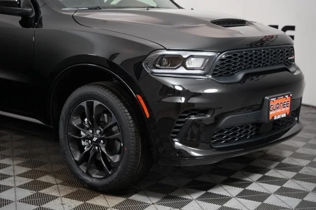 New 2026 Diamond Black Clear-Coat Exterior Paint Dodge GT Plus image 49
