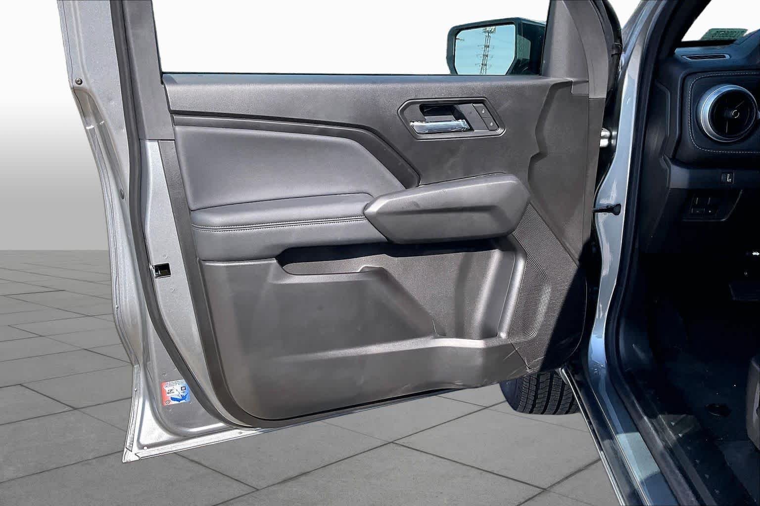 2026 Chevrolet Colorado LT - Photo 11