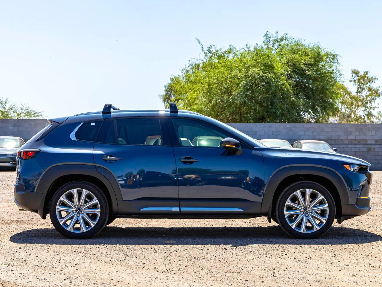 2026 Mazda CX-50 Premium Plus - Photo 3
