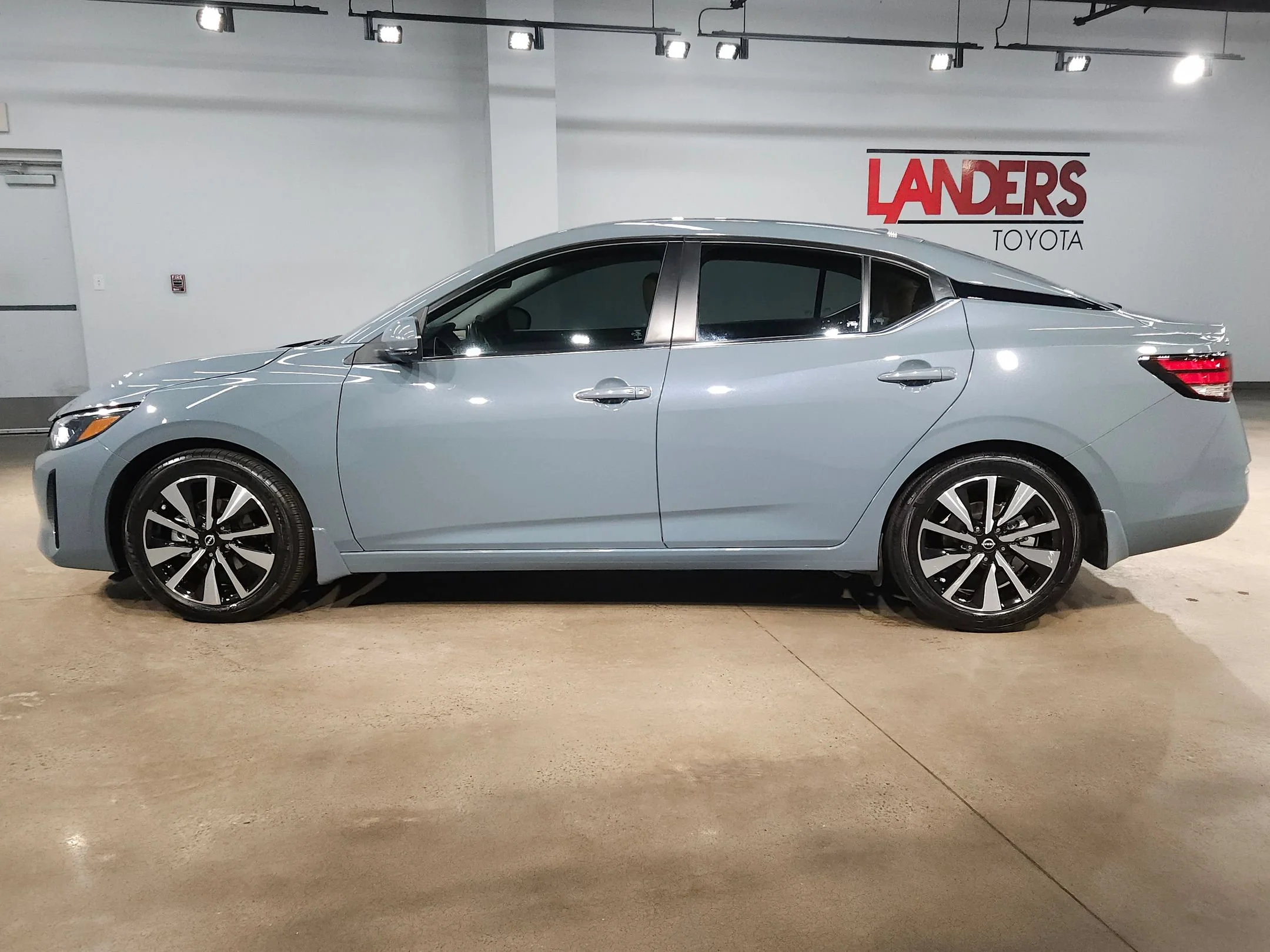 Used 2025 Atlantic Gray Metallic Nissan SV image 4