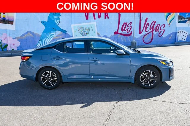 Used 2024 Gray Nissan SV image 6