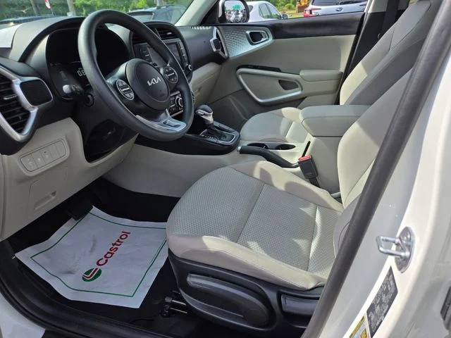Used 2025 White Kia LX image 10