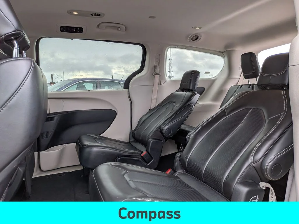 Used 2023 Gray Chrysler Touring L image 34