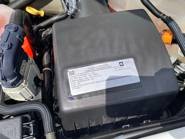 Used 2021 White GMC AT4 image 31