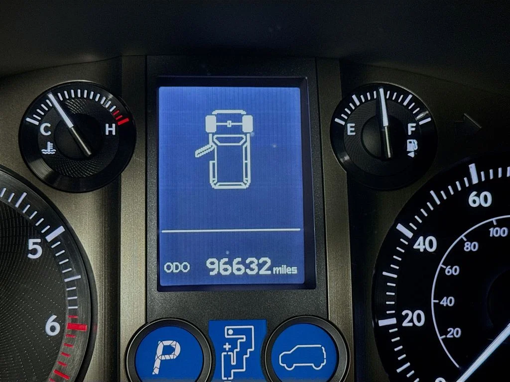 Used 2019 Starfire Pearl Lexus Premium image 17