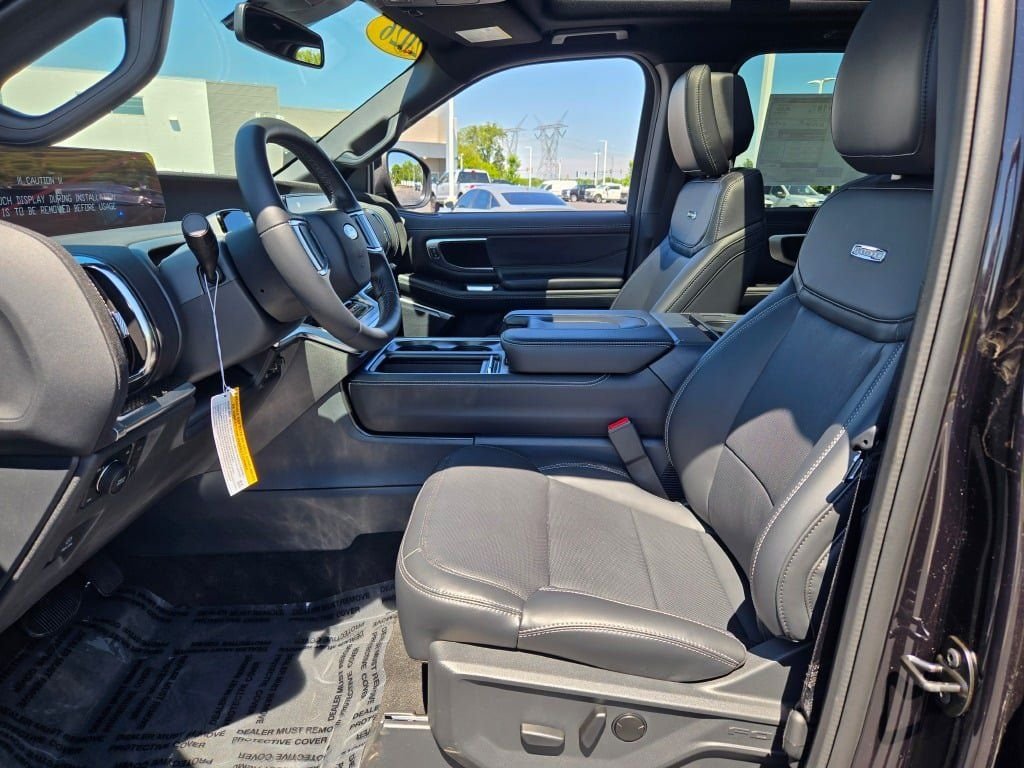 New 2026 Agate Black Metallic Ford MAX Platinum® image 25