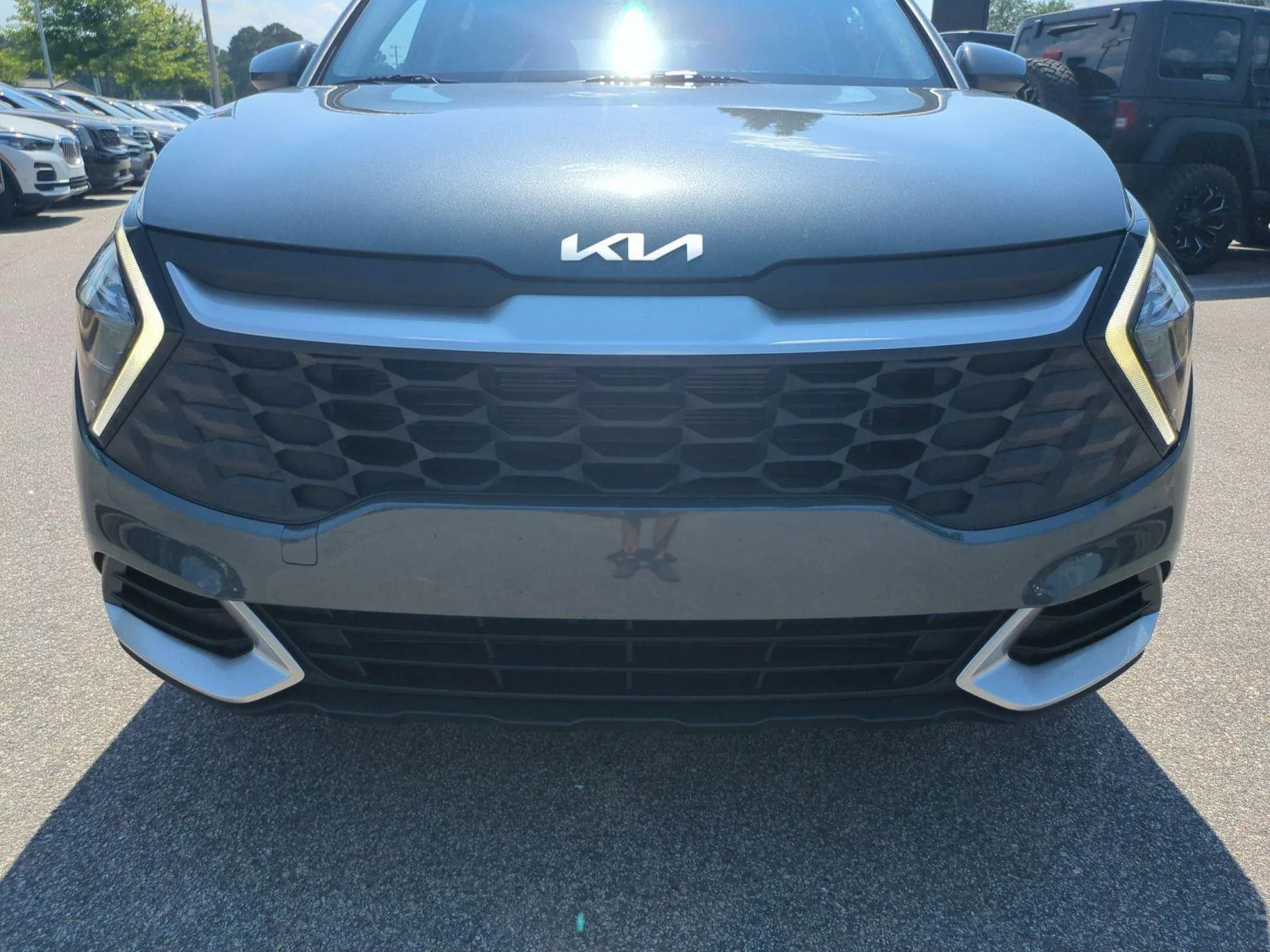 Used 2023 Gravity Gray Kia LX image 14