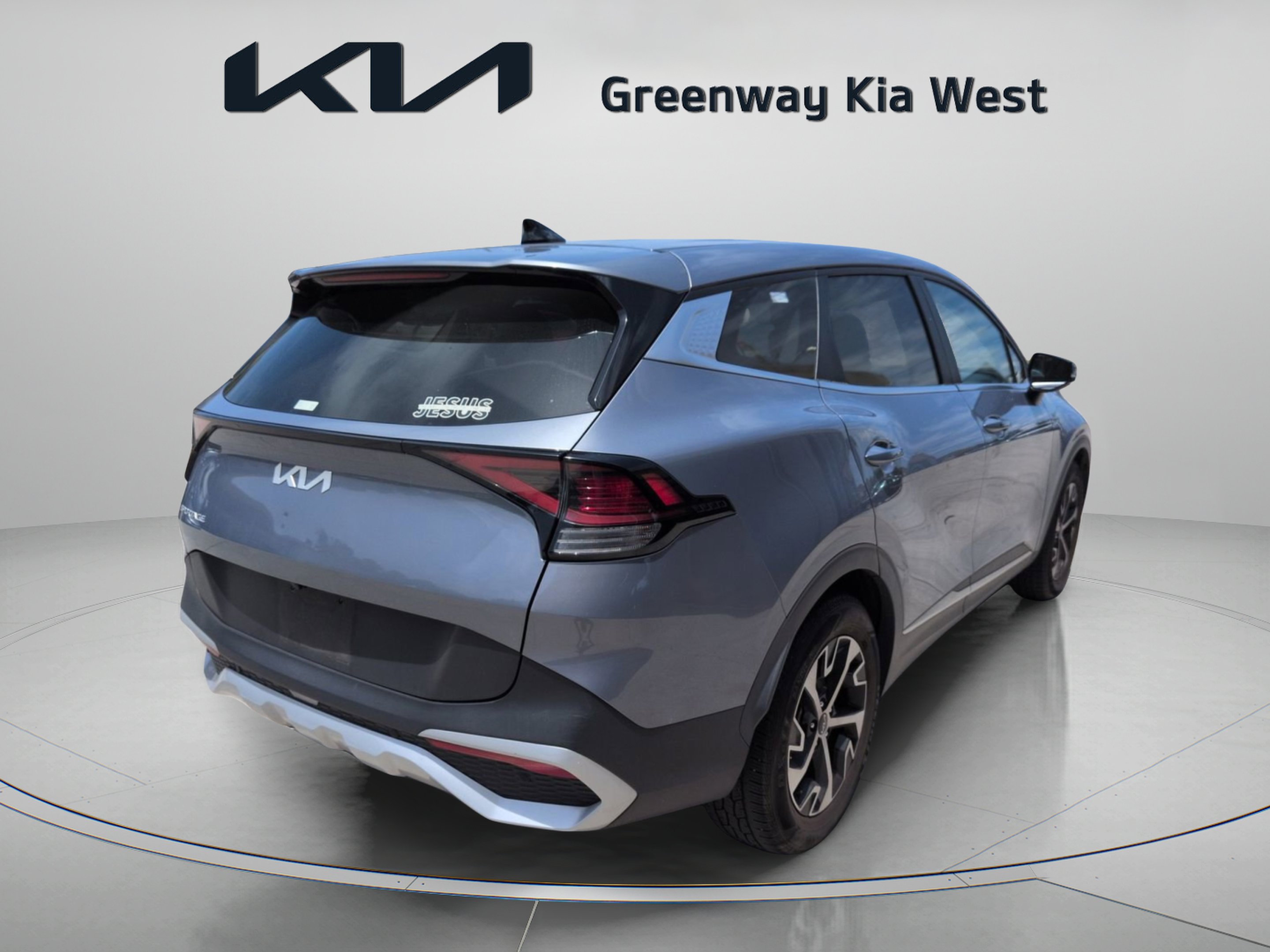 Used 2023 Everlasting Silver Kia EX image 8