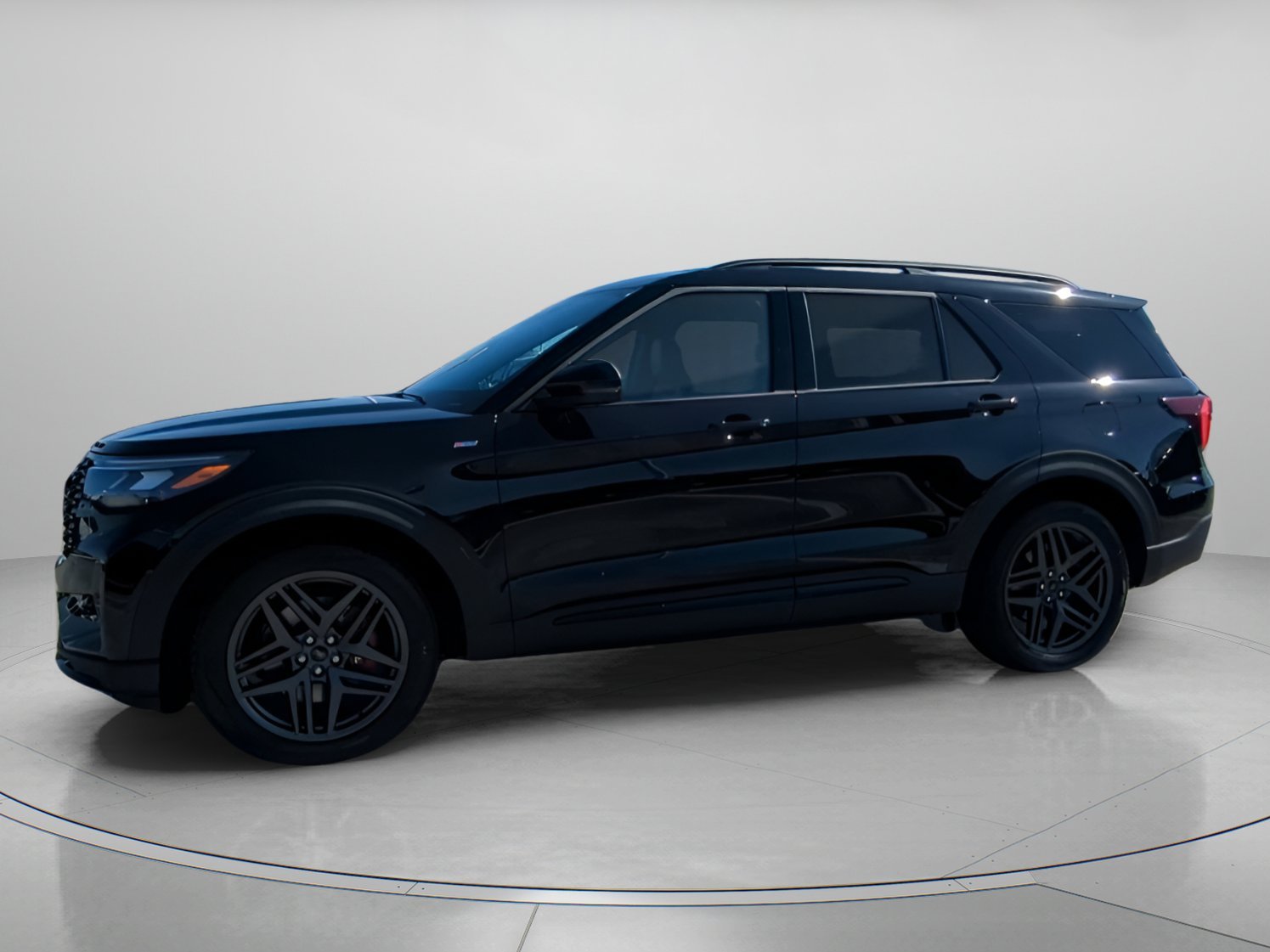 New 2026 Agate Black Metallic Ford ST-Line image 8