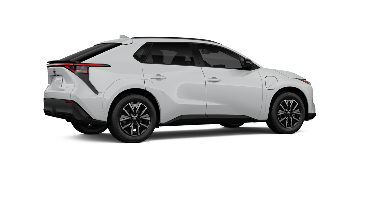 New 2026 Wind Chill Pearl Toyota XLE image 11