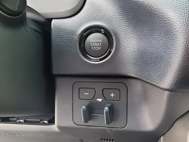2025 Toyota Tundra SR5 - Photo 30