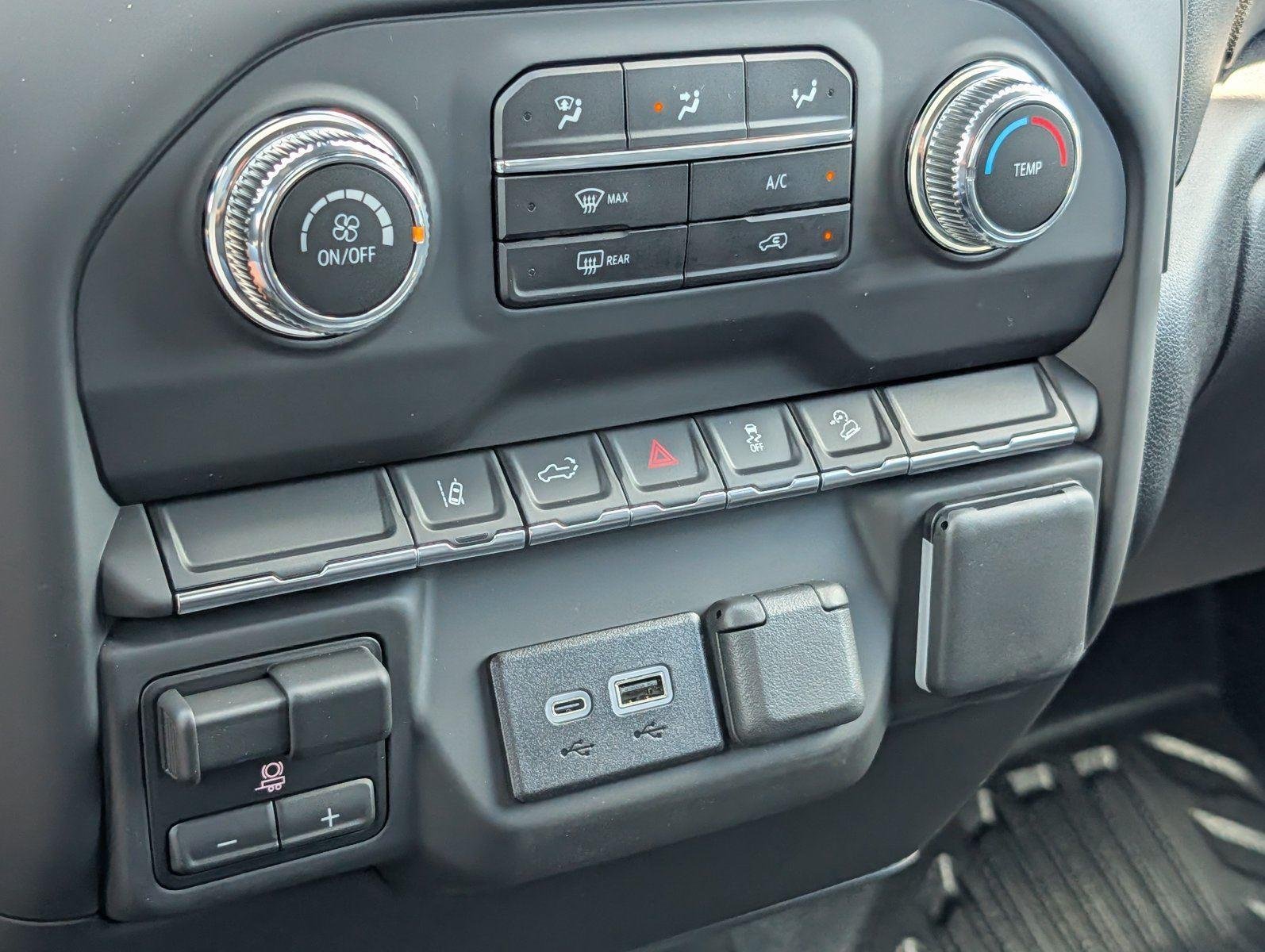 2026 GMC Sierra 2500HD Pro - Photo 19