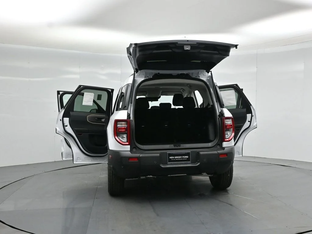 New 2026 Oxford White Ford Big Bend image 30