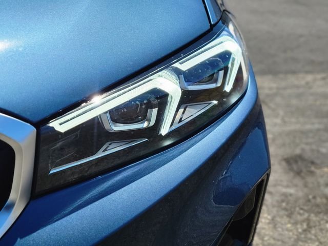 New 2026 Blue BMW 330i xDrive image 9