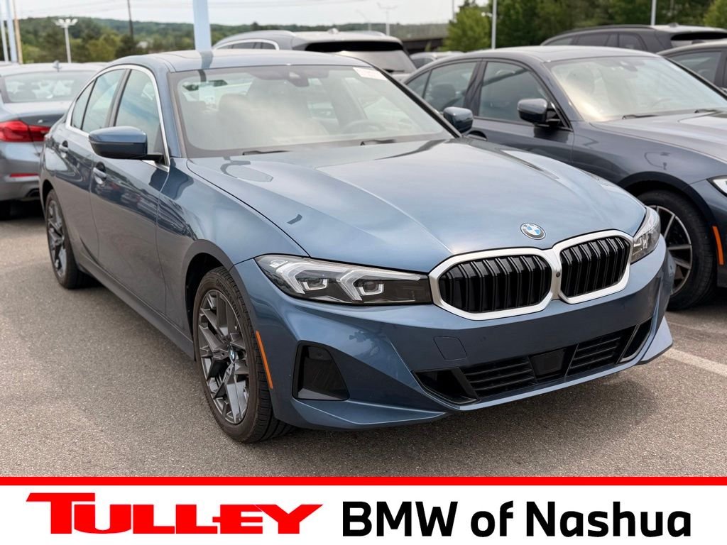 2025 BMW 3 Series 330i xDrive Sedan's photo