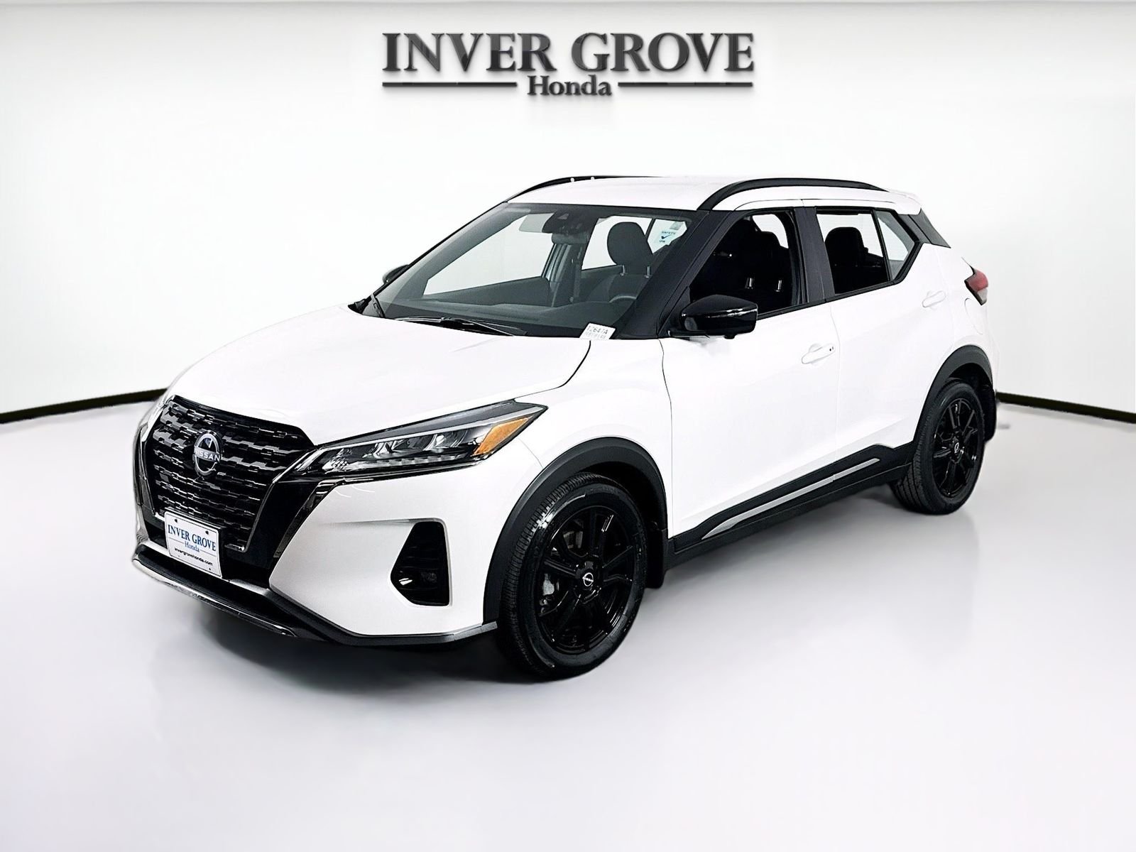2024 Nissan Kicks