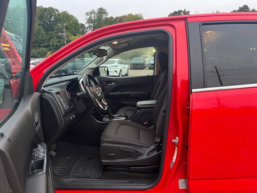 Used 2016 CARDINAL RED GMC 4WD SLE image 15
