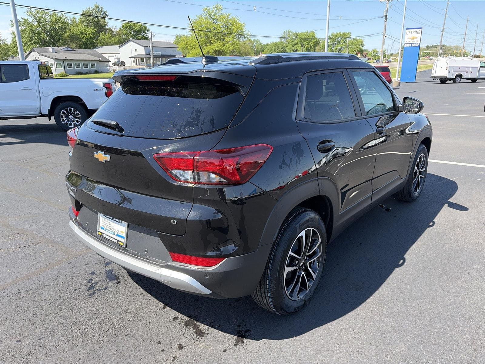 New 2026 Mosaic Black Metallic Chevrolet LT image 3