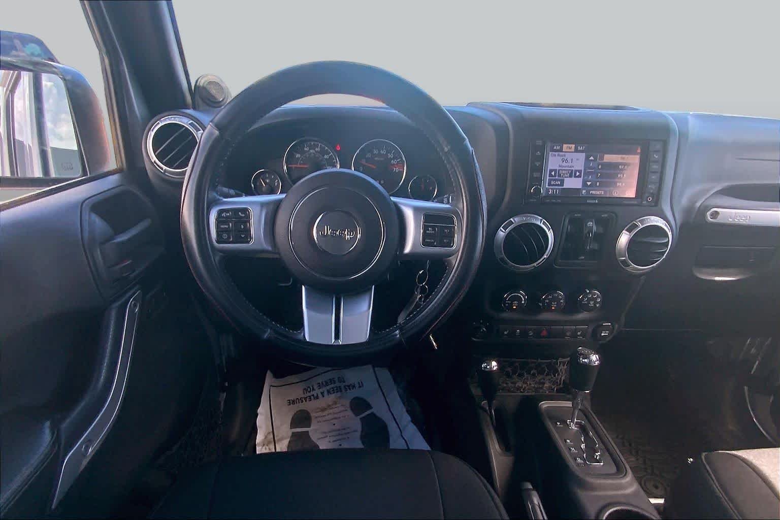 Used 2014 Billet Clearcoat Metallic Jeep Rubicon X image 6
