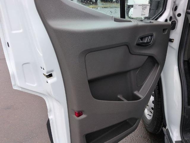 New 2026 Oxford White Ford Cargo Van image 9