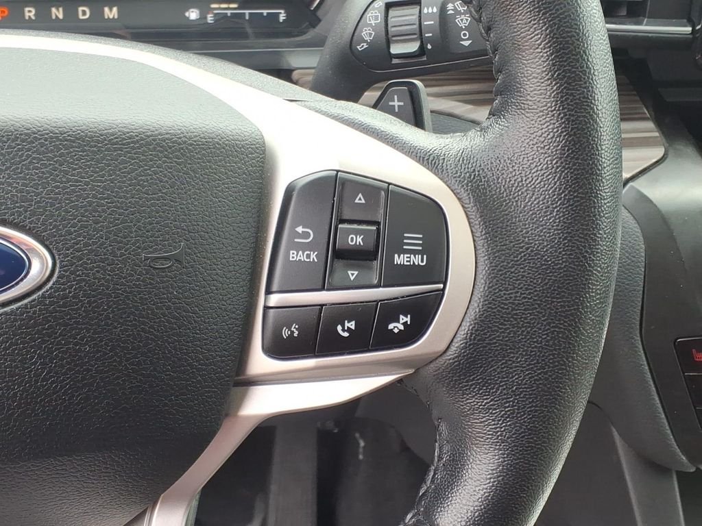 Used 2020 Blue Metallic Ford Limited image 22