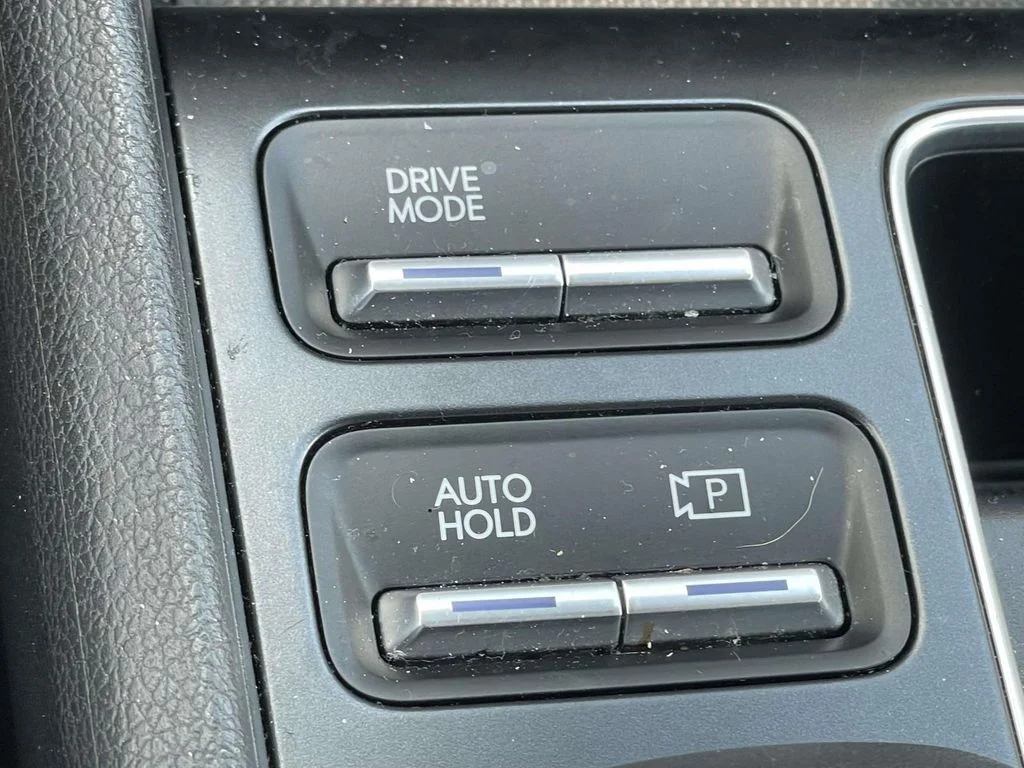 Used 2024 Transmission Blue Hyundai SEL image 28