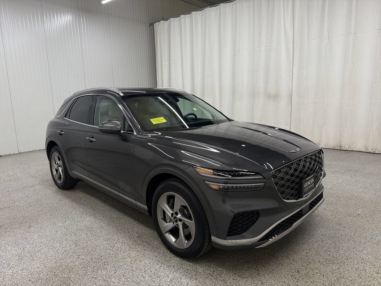 Certified Used 2026 Makalu Gray Genesis 2.5T Select image 1