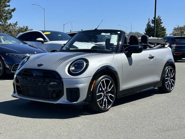 2026 MINI Convertible Iconic