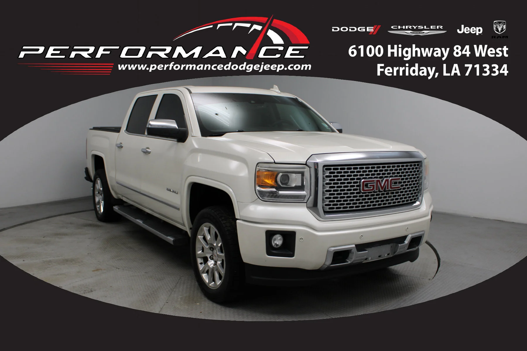 2015 GMC Sierra 4WD Crew Cab Standard Box's photo