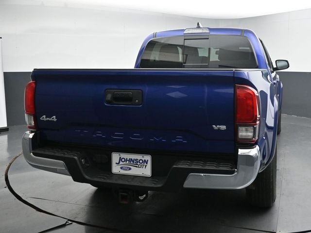 Used 2023 Blue Toyota SR5 image 9