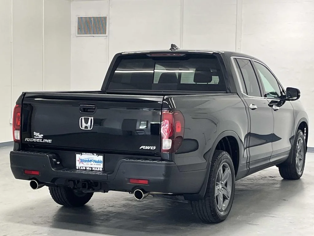 Used 2023 Crystal Black Pearl Honda RTL-E AWD 3.5L 1 Owner image 8