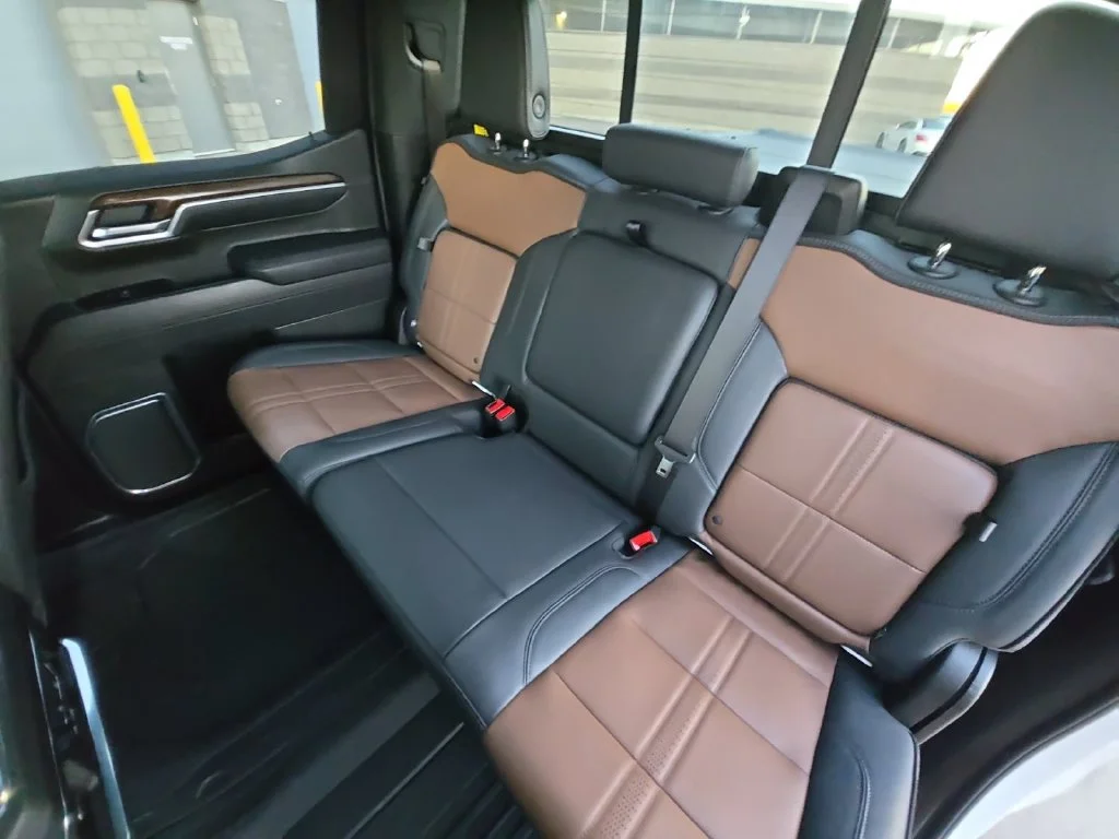 Used 2025 Beige Chevrolet High Country image 28
