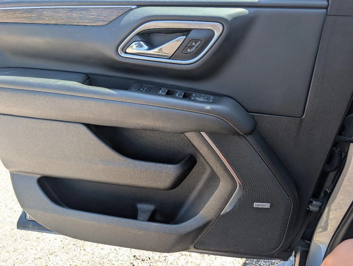 Used 2021 SATIN STEEL METALLIC Chevrolet Premier image 18