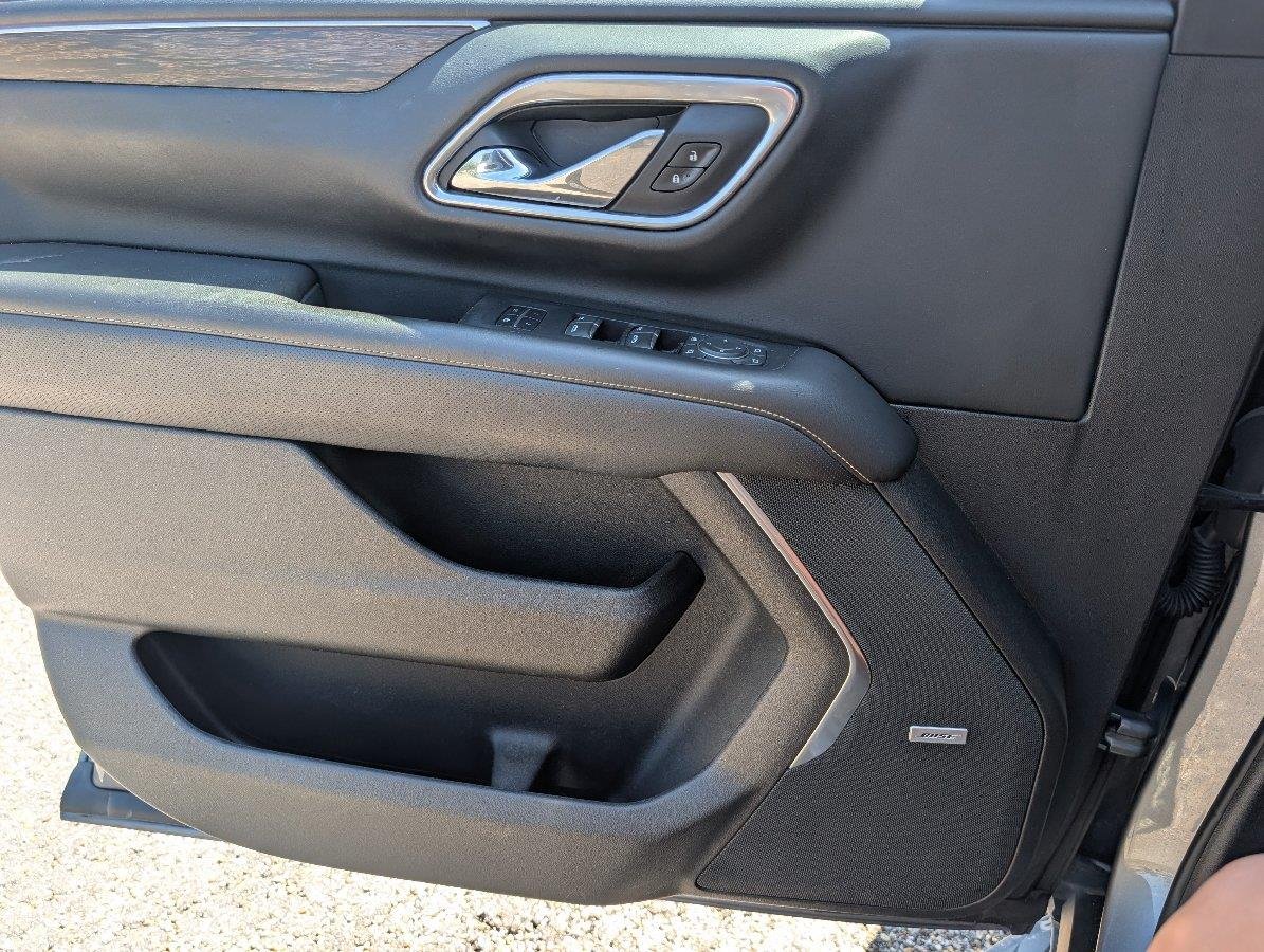 Used 2021 SATIN STEEL METALLIC Chevrolet Premier image 18
