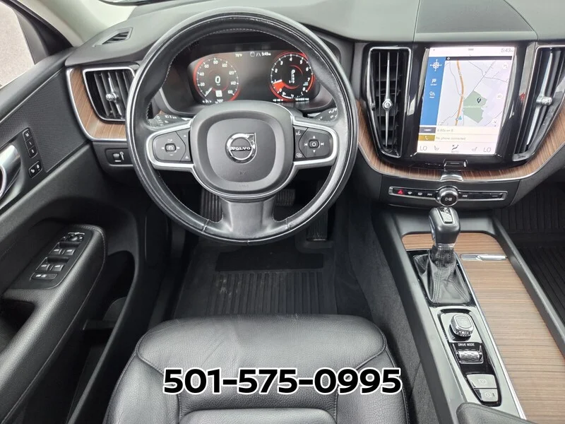 Used 2021 Crystal White VOLVO T5 AWD MOMENTUM image 14