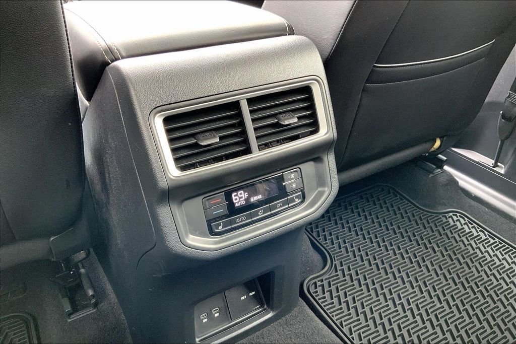 Used 2024 Gray Volkswagen 2.0T SEL image 31