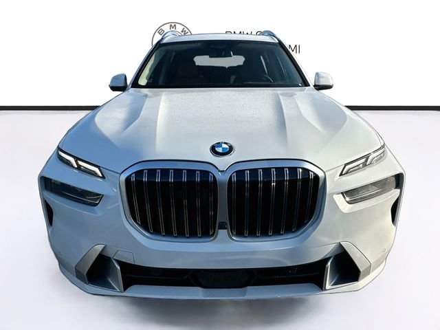 New 2027 White BMW xDrive40i image 2