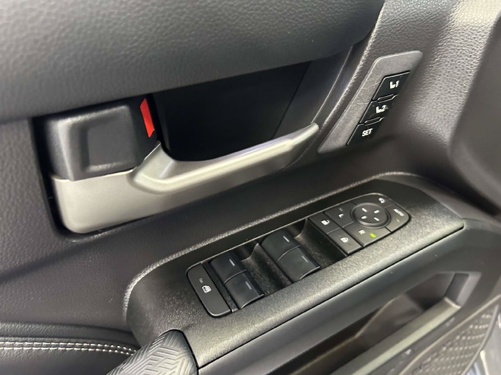 Used 2026  Toyota Limited image 18