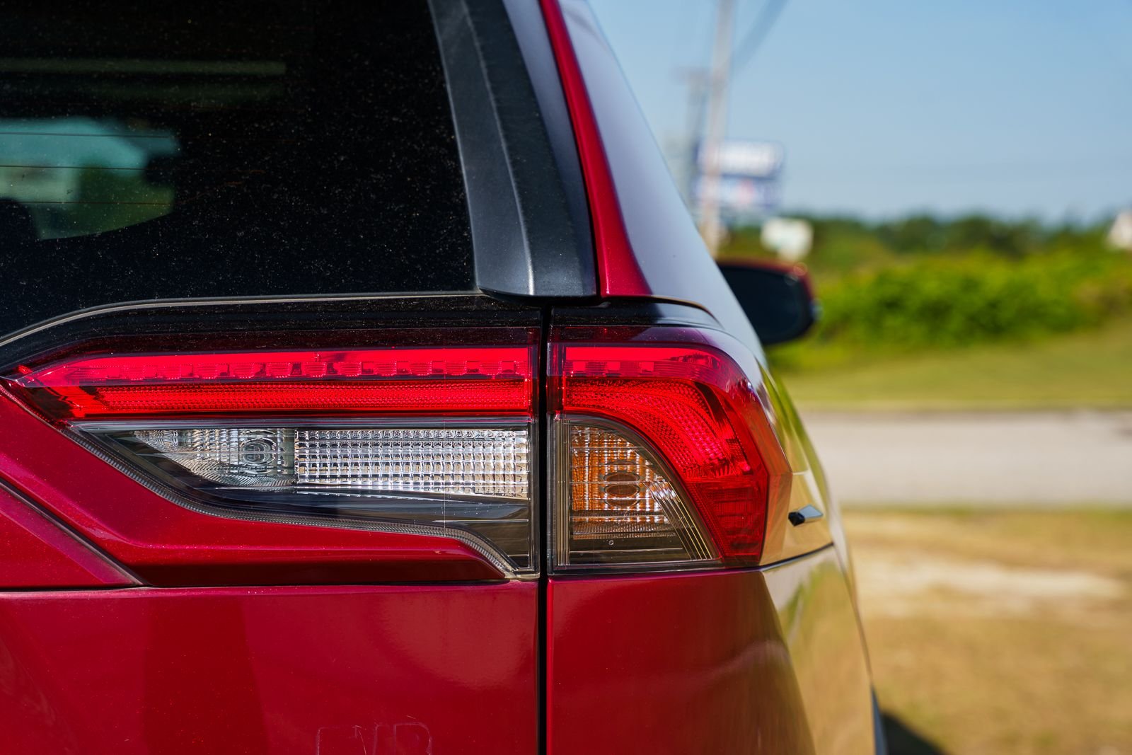 Used 2019 Red Toyota XLE image 17