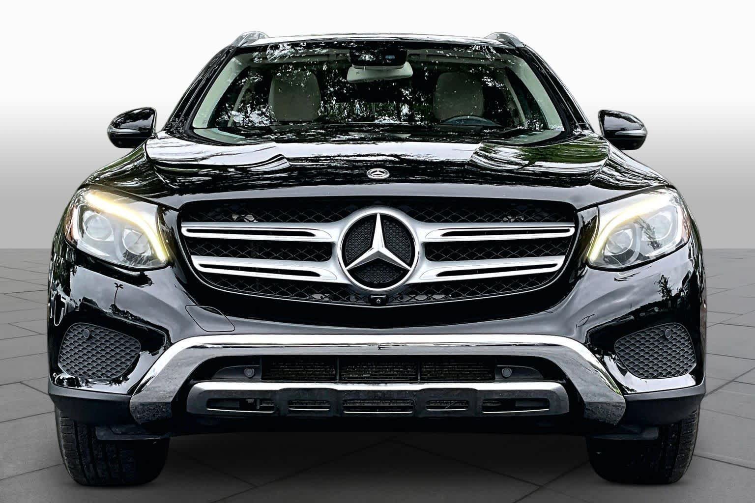Used 2019 Black Mercedes-Benz GLC 300 image 4